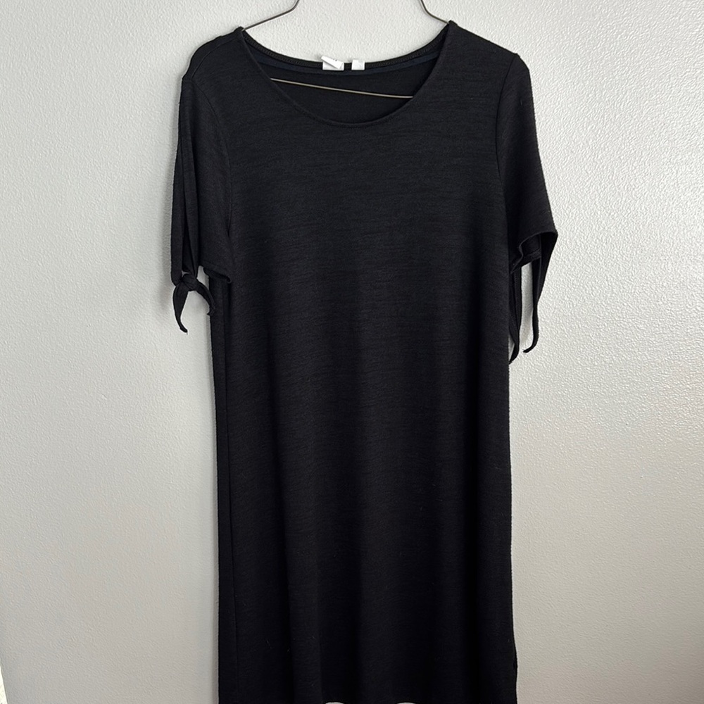 Black Short Sleeve Dress